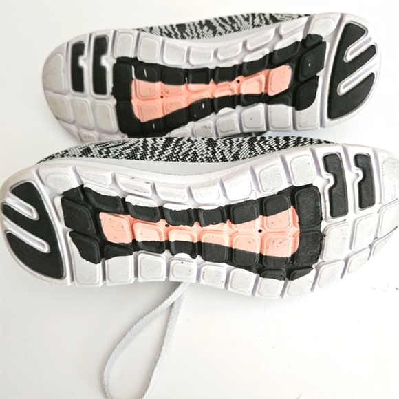 CHAMPION SPEEDKNIT RUN lightweight sneaker size 7.5 - Picture 4 of 4